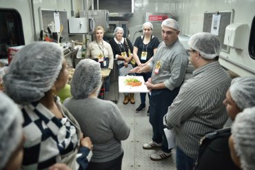 Primeiro dia da Sulserve 2023 reúne profissionais do ramo alimentício para apresentar tendências do mercado