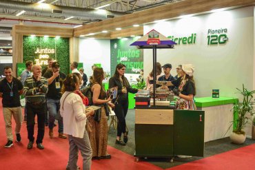 Sicredi Pioneira apresenta soluções para o setor alimentício na Sulserve Sicredi Pioneira apresenta soluções para o setor alimentício na Sulserve