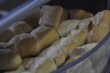 Preço do pão francês tem aumento de até 15% em 2022