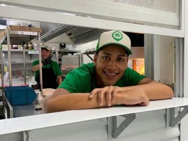 Aluguel de cozinhas compartilhadas é saída para empreendedores de delivery Aluguel de cozinhas compartilhadas é saída para empreendedores de delivery